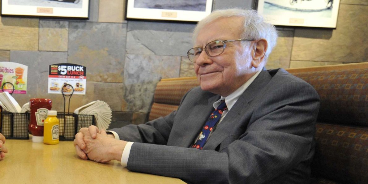 Someone Just Paid $3.4M to Have Lunch With Warren Buffett