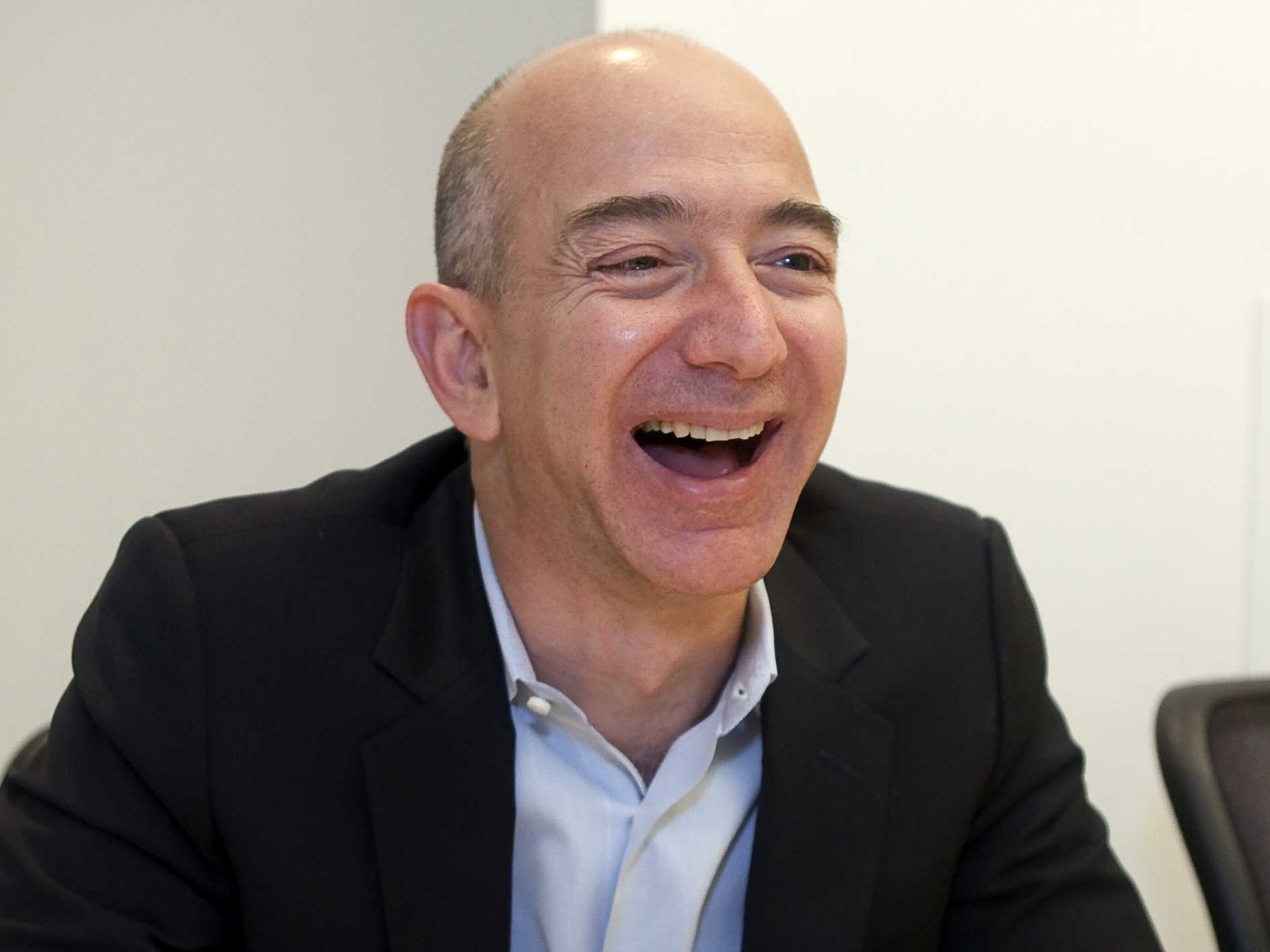 Jeff Bezos Momentarily Beat Warren Buffett At This Wall Street Nation