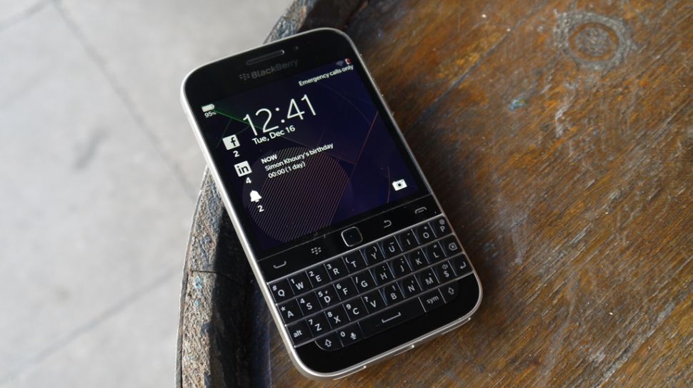 You May Not Like BlackBerry’s (BBRY) New Move