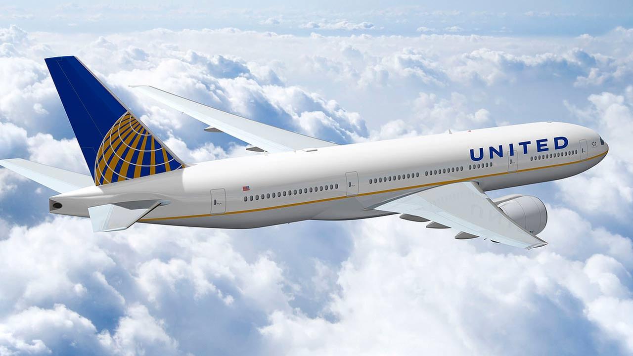 United Airlines Is Offering A Lot Of Money Now For People To Give Up Their Seats