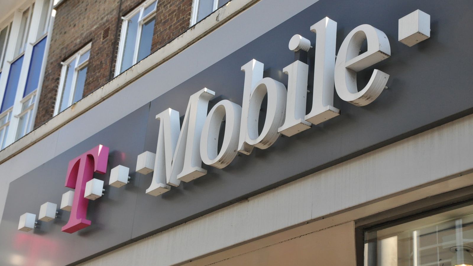 T-Mobile is Offering Eligible Customers Free Netflix
