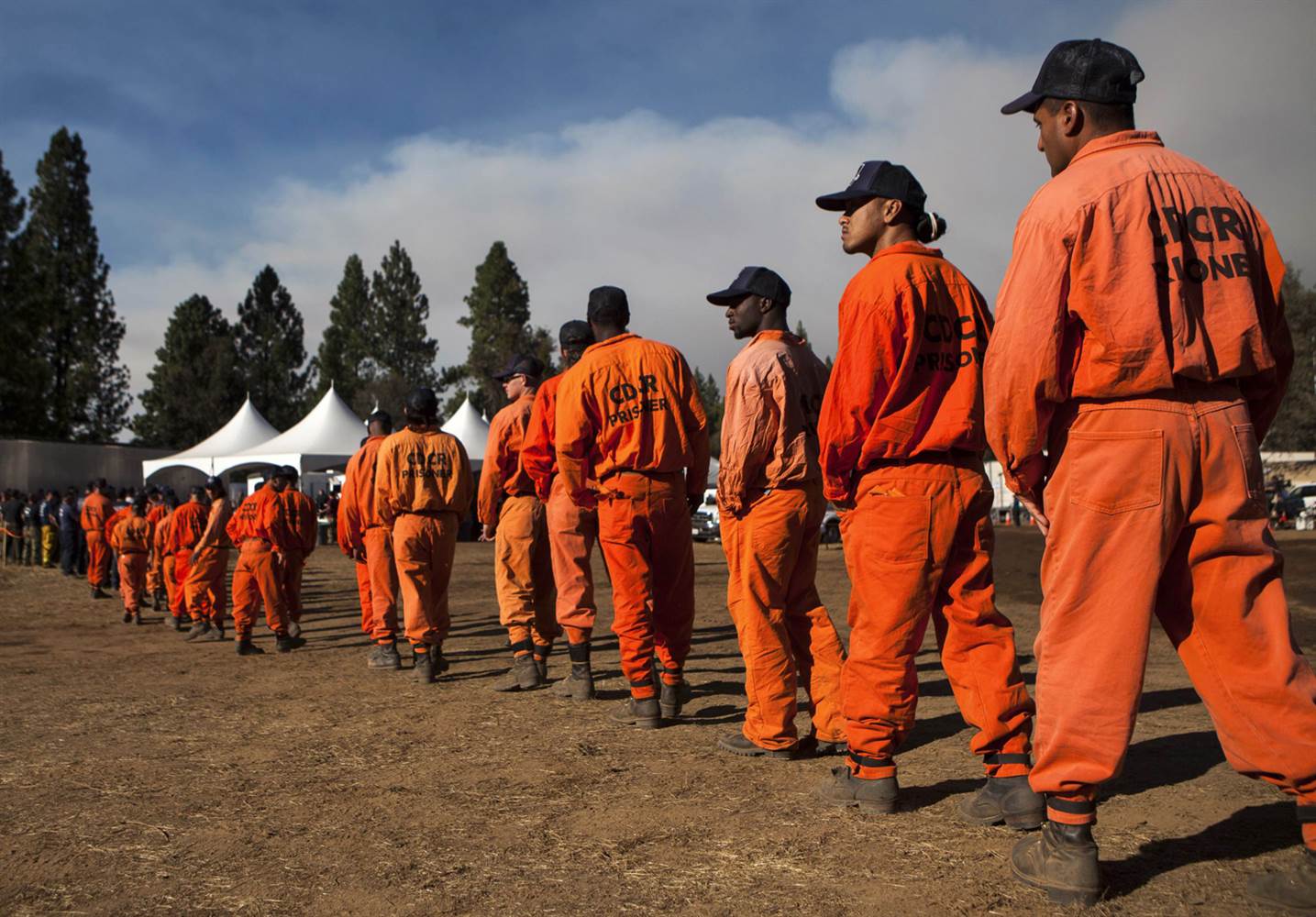 Inmates are Being Paid $1 to Fight Northern California Wildfires