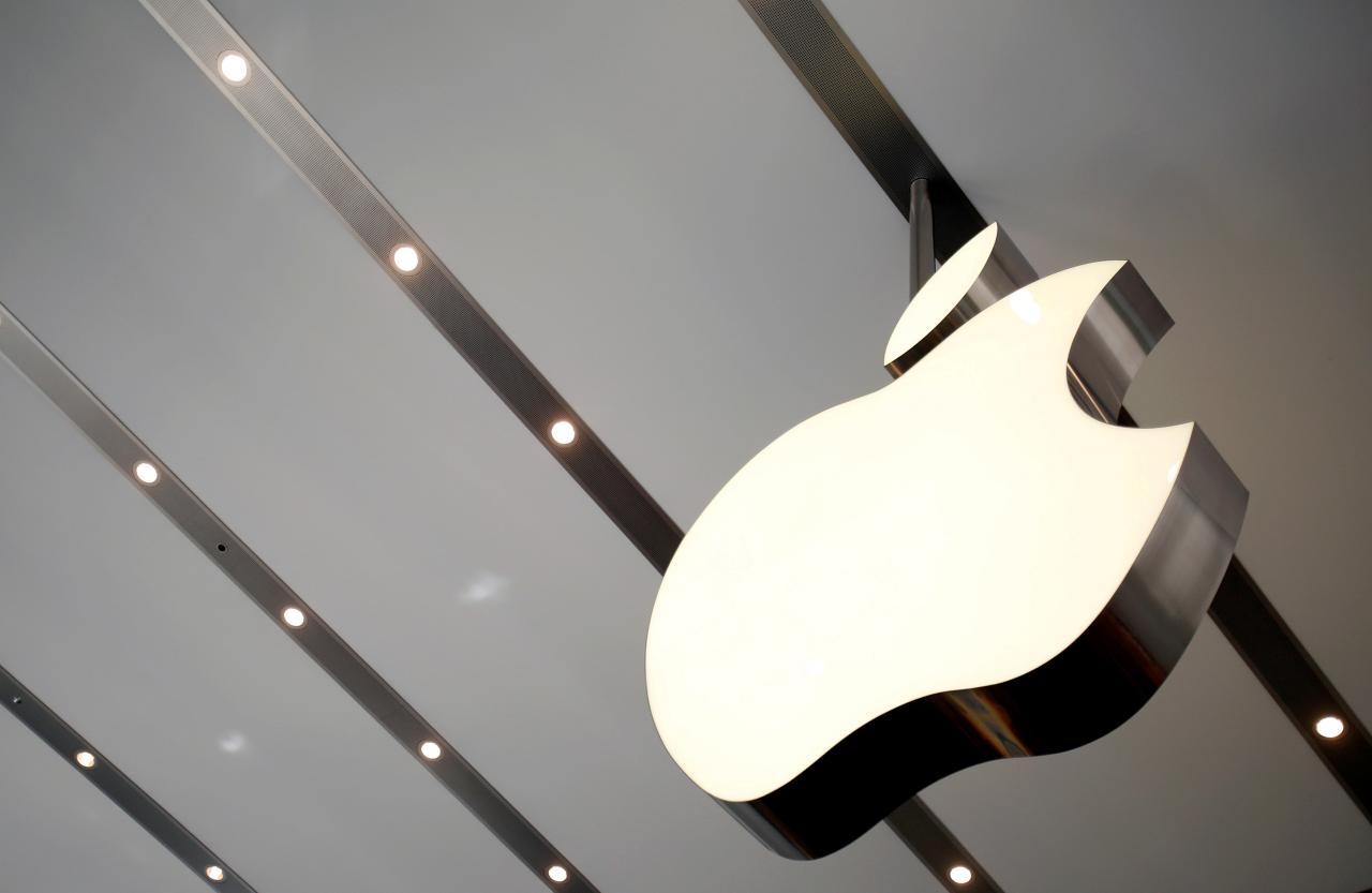 Apple Has Committed $390 Million to Finisar