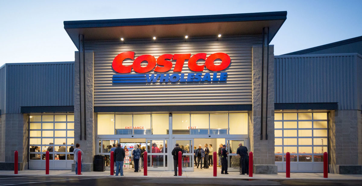 This is How Much More Costco’s CEO Makes Than Their Median Employees