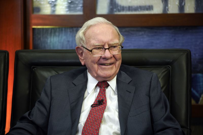 Legendary Investor Warren Buffett Wants You to Read This Poem When the Market is Tanking