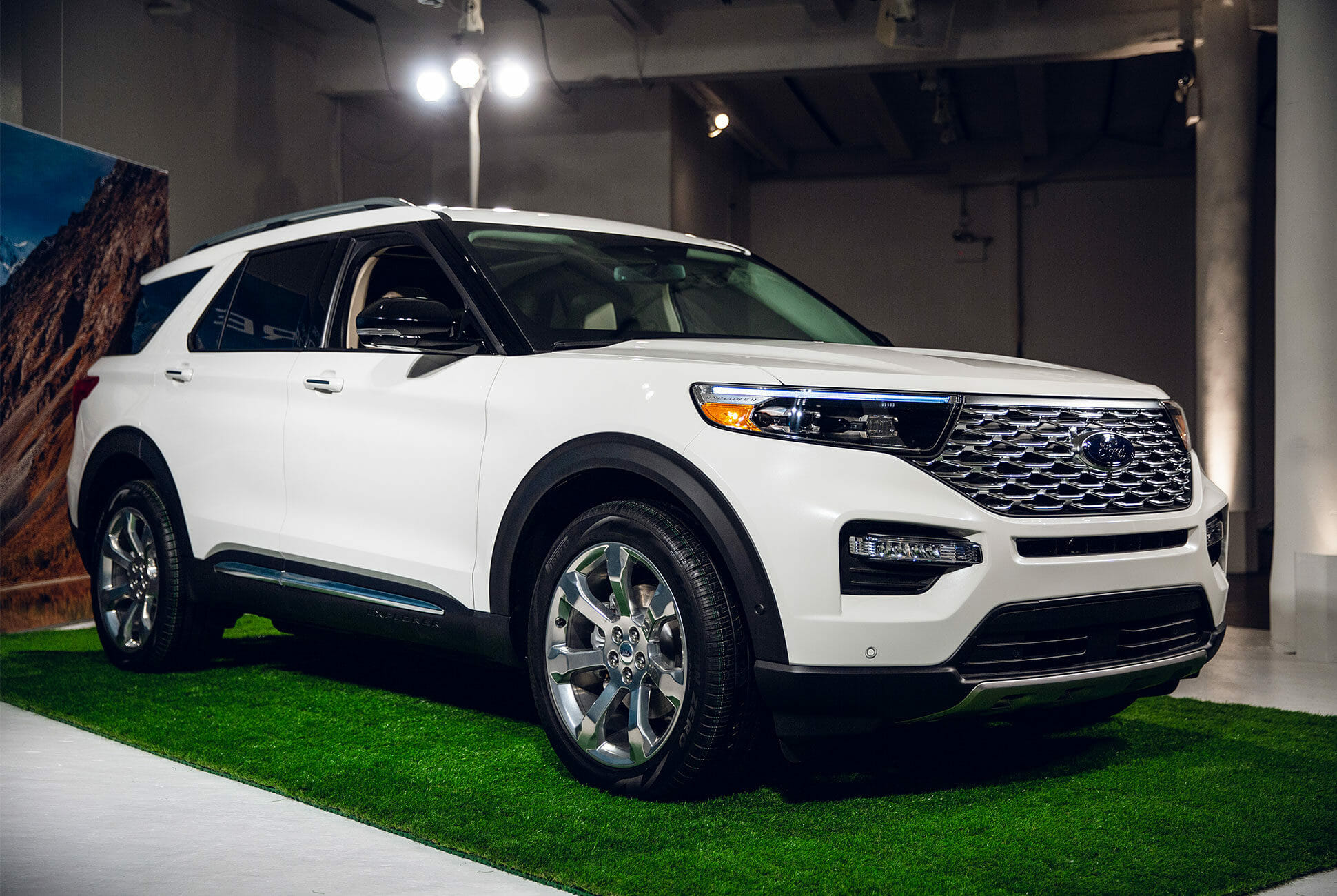 The Ford Explorer Has a New Look After 8 Years - Wall Street Nation