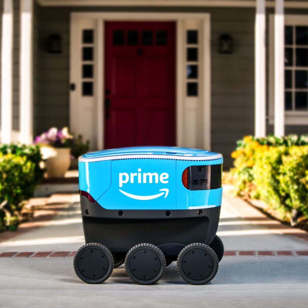 Amazon Unveils Scout the Delivery Robot