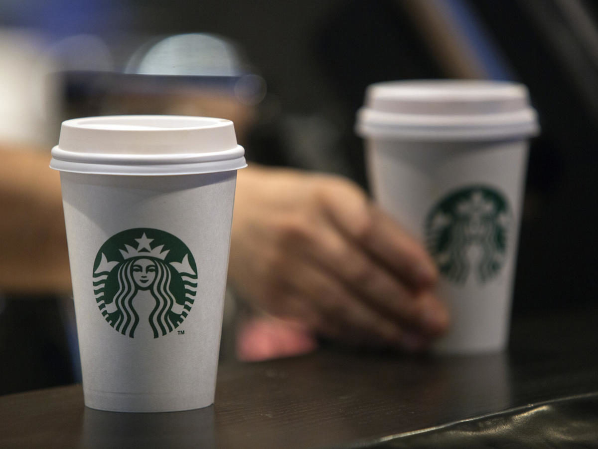 Starbucks Faces Backlash as Police are Thrown Out of Store