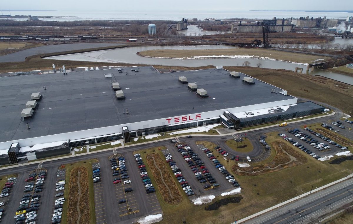 Tesla Aims to do Solar Roof Testing at its Fremont Plant