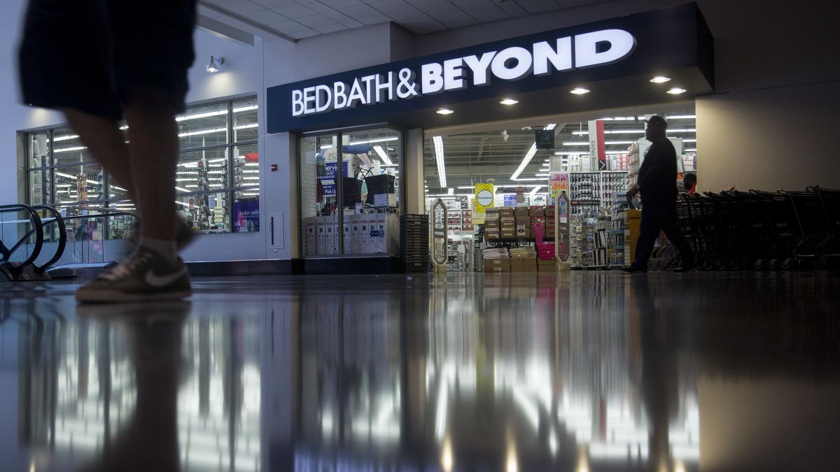 Bed Bath & Beyond is Cutting Hundreds of Jobs