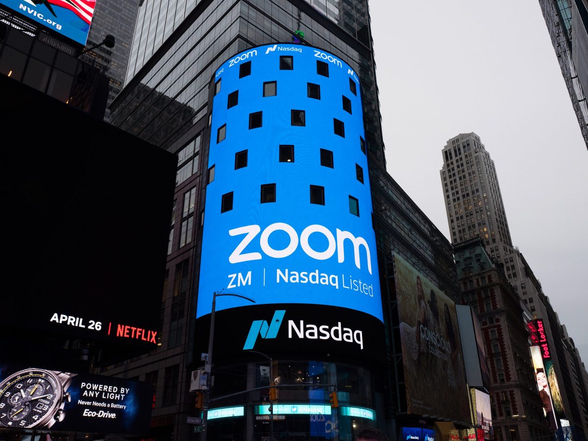 Zoom Shares Plummet Despite Record Usage and Beating Estimates