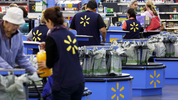 Walmart Temporarily Increases Basic Salary Citing Order Increase