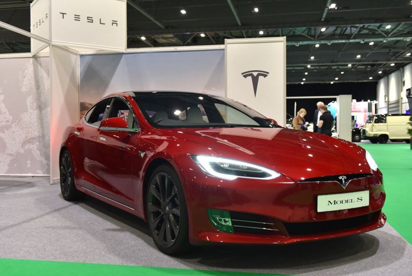 Tesla Shares Jump on Q1 Deliveries