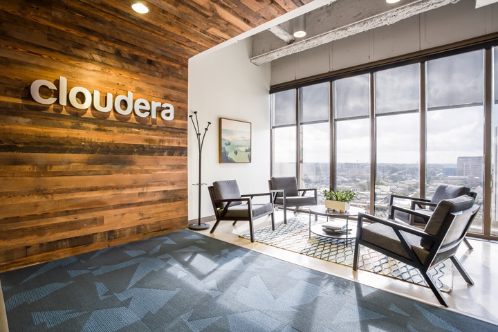 Cloudera Shares Plummet as Company Gives Weak Guidance