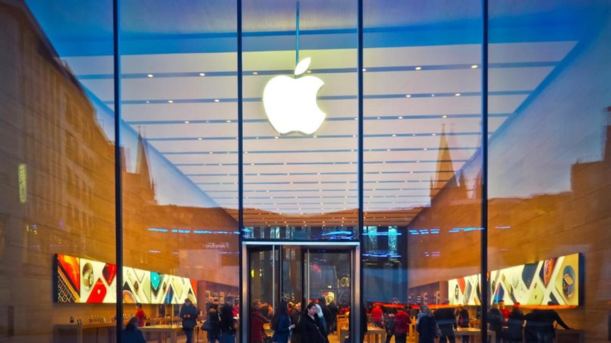 A Customer Sues Apple for $1 Trillion Over These Claims