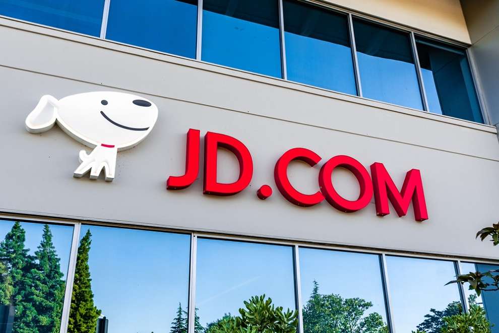 JD.com Shares Pop as Company Makes Debut in Hong Kong