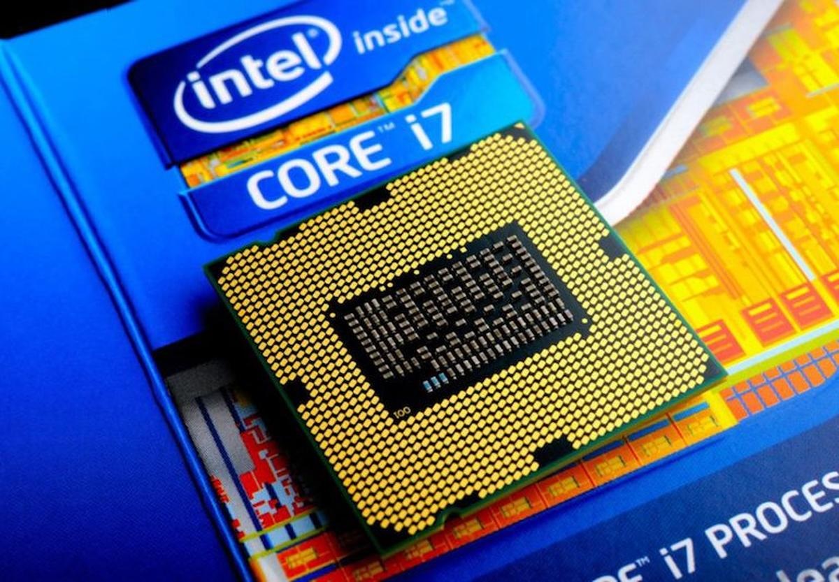 100 Companies Want Intel to Make Their Chips Says Intel CEO