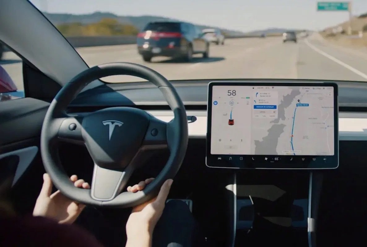 U.S. Regulators Launch Formal Investigation into Tesla’s Autopilot System