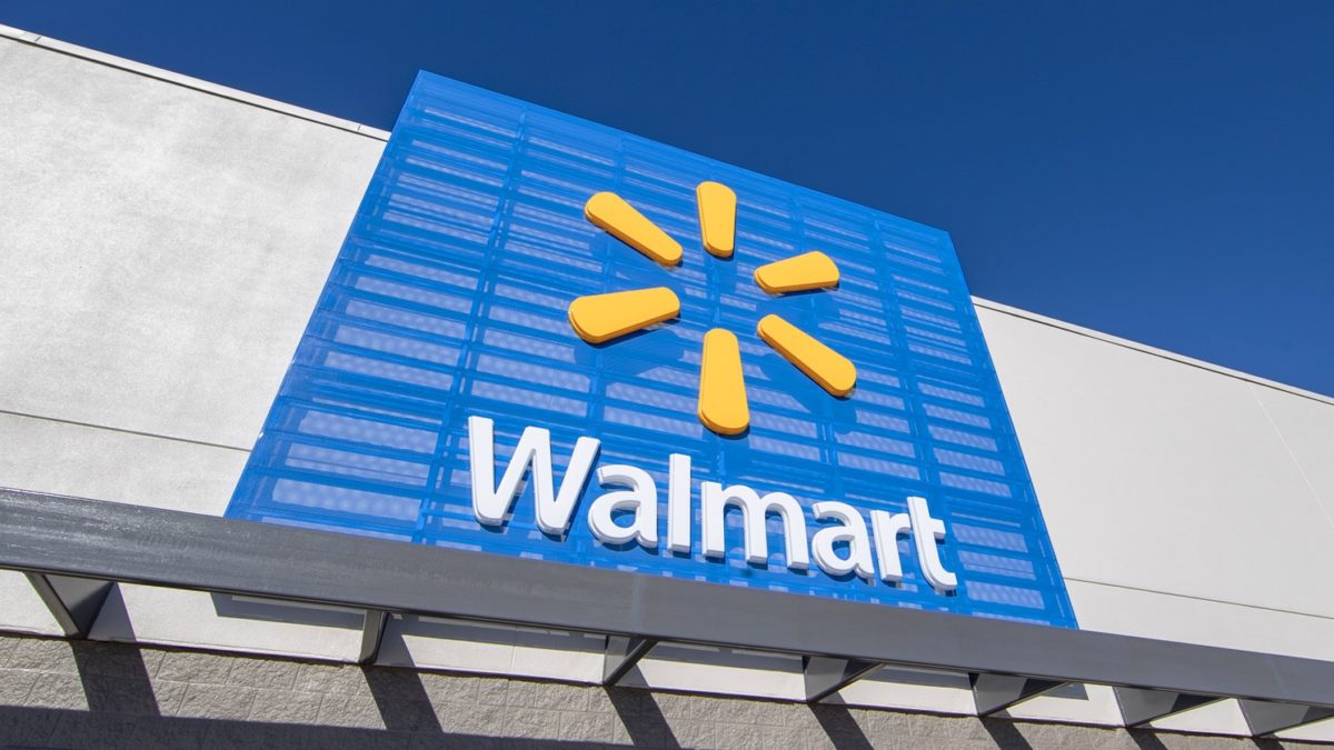 Walmart to Hire 20,000 Supply Chain Employees for Holiday Season