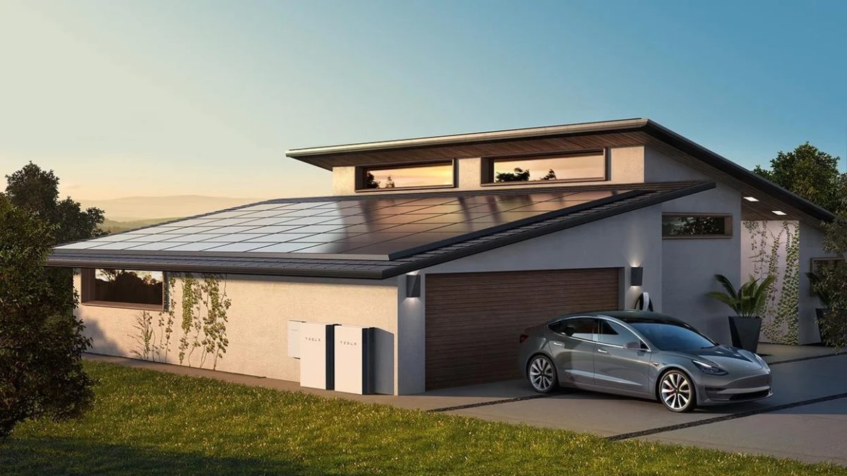 SEC Reportedly Opens Probe into Tesla’s Solar Panel Defects